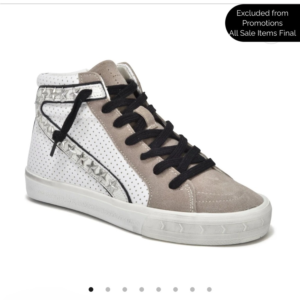 Vintage Havanas Taupe suede with white and gray accent stars